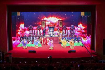 第十二屆漢牡丹文化節(jié)啟幕